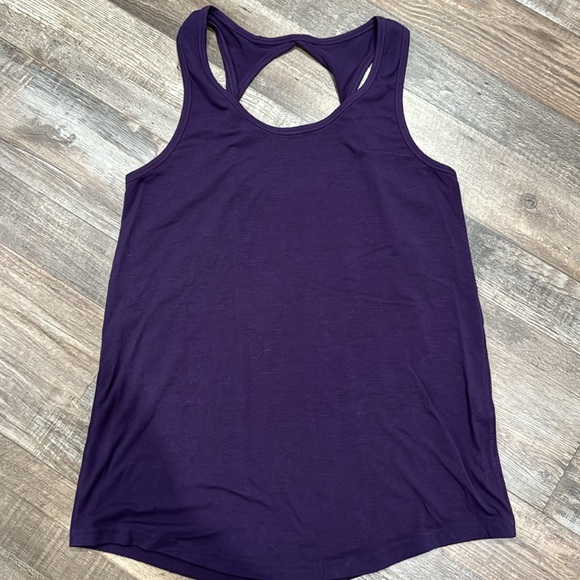 Lot of 3 women’s size L workout tanks by Ziya Activewear - Picture 5 of 9